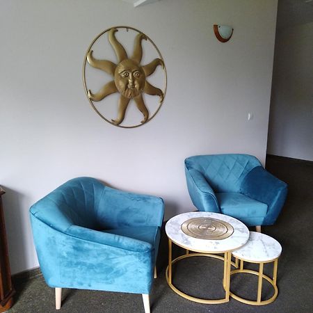 Hotel Pod Platanem Rowy  Esterno foto